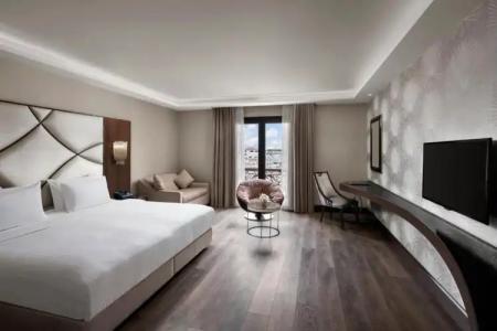 DoubleTree by Hilton Istanbul Esentepe - 17