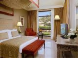 Al Bawadi Double Suite with partial sea view