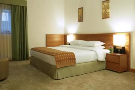 Ramada & Suites by Wyndham Ajman - 102