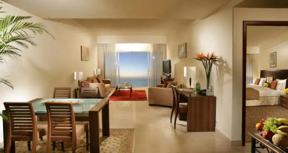 Ramada by Wyndham Beach Ajman - 108