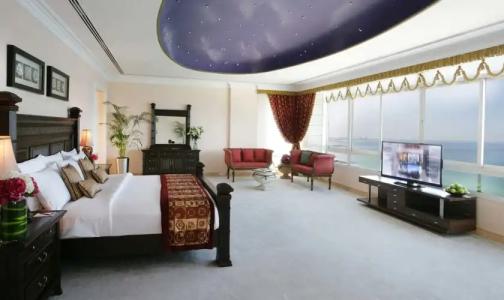 Ramada by Wyndham Beach Ajman - 113