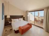 2 Bedrooms Villa