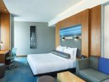 Aloft Quadruple room