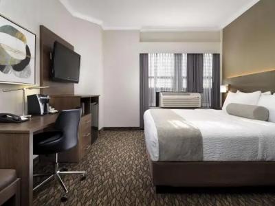 BEST WESTERN PLUS Carlton Plaza - 26