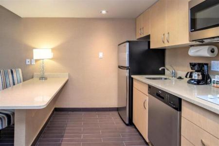 Hampton Inn & Suites, by Hilton - Vancouver Downtown - 96