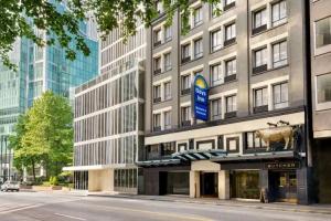 Days Inn by Wyndham Vancouver Downtown, Vancouver