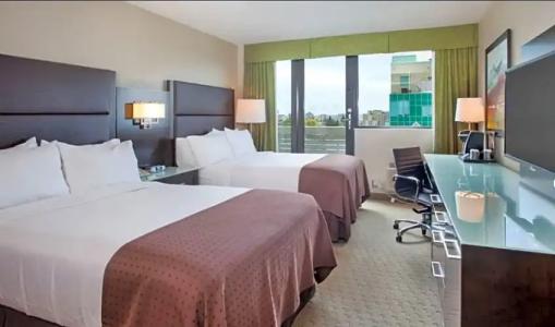 Holiday Inn Vancouver-Centre Broadway, an IHG - 51