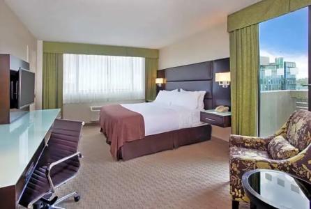 Holiday Inn Vancouver-Centre Broadway, an IHG - 48