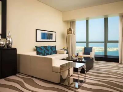 Sofitel Abu Dhabi Corniche - 42