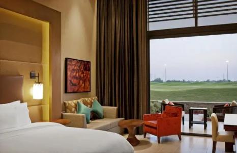 The Westin Abu Dhabi Golf Resort & Spa - 3