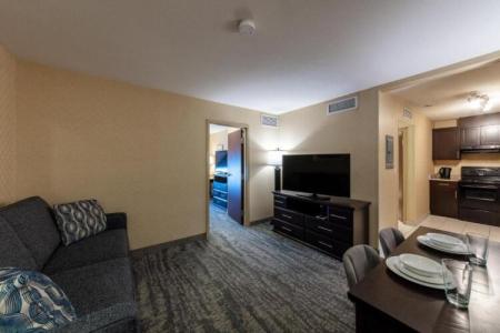 Holiday Inn Express & Suites Riverport Richmond, an IHG - 134