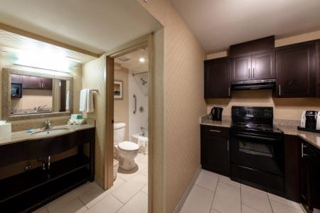 Holiday Inn Express & Suites Riverport Richmond, an IHG - 141