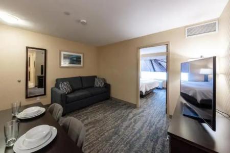 Holiday Inn Express & Suites Riverport Richmond, an IHG - 130