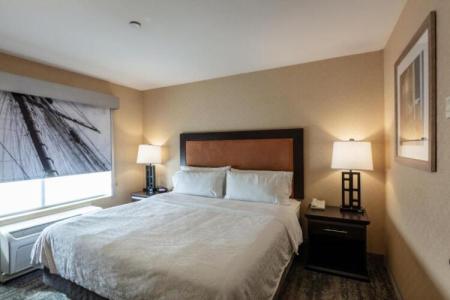 Holiday Inn Express & Suites Riverport Richmond, an IHG - 132