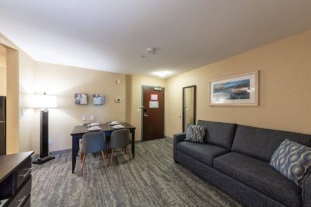 Holiday Inn Express & Suites Riverport Richmond, an IHG - 143