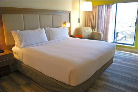 Holiday Inn Express Vancouver Airport-Richmond, an IHG - 73