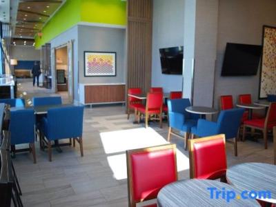 Holiday Inn Express Vancouver Airport-Richmond, an IHG - 79