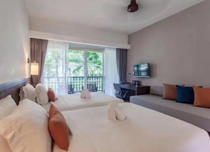 Grand Southsea Khaolak Beach Resort - 3