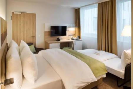 Holiday Inn Frankfurt Airport, an IHG - 32