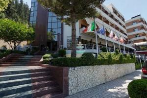 Hotel New York, Vlore