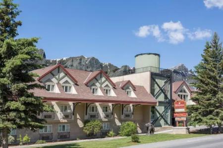 Canmore Inn & Suites - 101