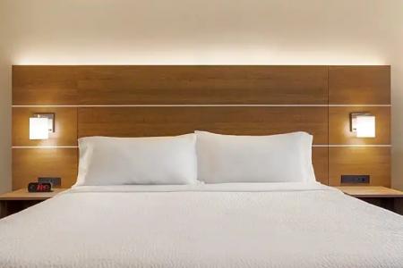 Holiday Inn Express Vancouver-Metrotown (Burnaby) - 118