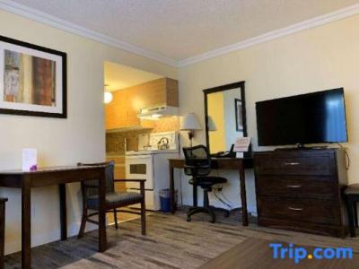 Best Western PLUS Burnaby - 80