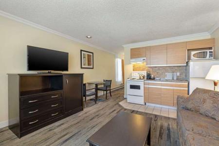 Best Western PLUS Burnaby - 86