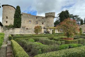 Guest House «Castello Di Meleto», Gaiole in Chianti