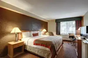 Ramada by Wyndham Portland, Portland