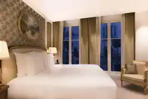 Hotels in Paris