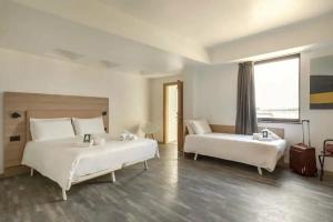 G Hotel, Pomezia