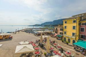 Hotel Remat, Garda