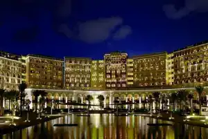 The Ritz-Carlton Abu Dhabi, Grand Canal, Abu Dhabi