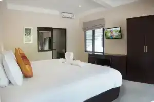 Naiharn Beach Resort - SHA Plus Extra, Nai Harn