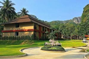 Tonsai Bay Resort, Railay Beach