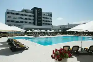 Emerald Hotel, Pristina