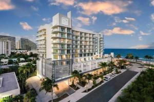 AC Hotel by Marriott Fort Lauderdale Beach, Fort Lauderdale