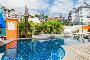 Bauman Ville Hotel, Patong