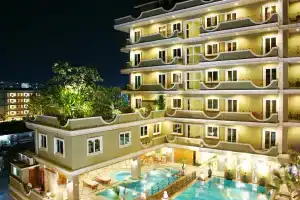 LK Royal Suite, Pattaya