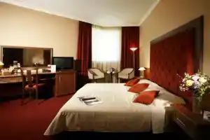 Expo Sofia Hotel - Free Arrival shuttle bus - Free Parking - Free Compliments - Free Wi-Fi, Sofia