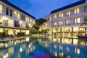 Sawaddi Patong Resort & Spa by Tolani - SHA Extra Plus, Patong