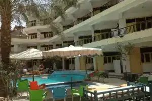 Rezeiky Hotel & Camp, Luxor