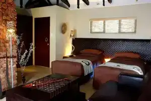 Otjiwa Safari Lodge, Otjiwarongo