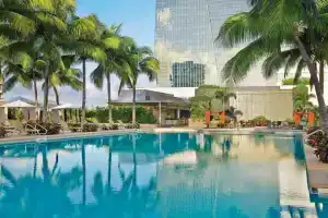 Four Seasons Hotel Miami, Miami