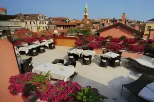 Hotel A La Commedia, Venice