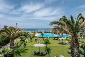 Marinos Beach Hotel, Adelianos Kampos