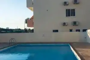 Pool Apartment, Larnaka