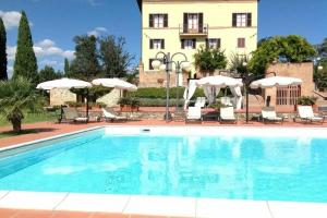 Guest House «Curina Resort», Castelnuovo Berardenga