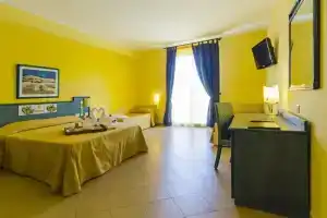 Dolcestate Hotel -Club, Campofelice di Roccella